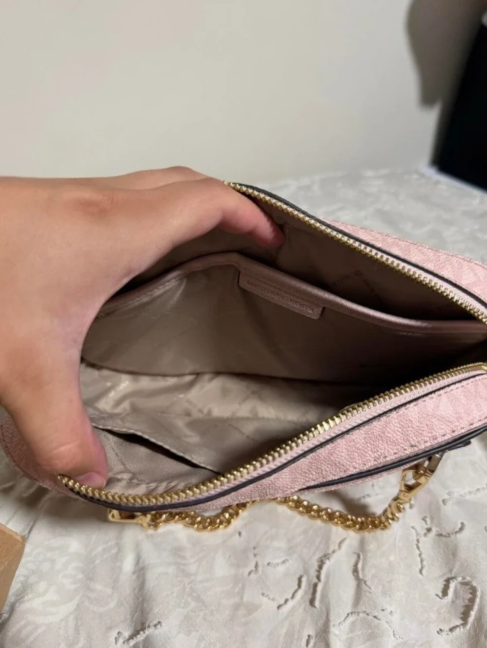 Michael Kors Blush Pink Jet Set Large Logo Crossbody Bag With Gold Hardware